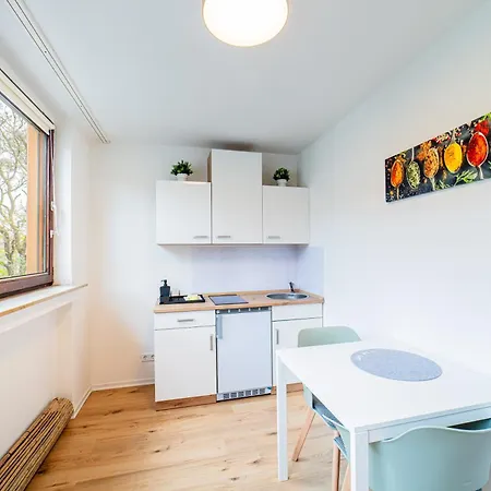 Modern Und Renoviert Appartement Neurenberg Buitenkant foto