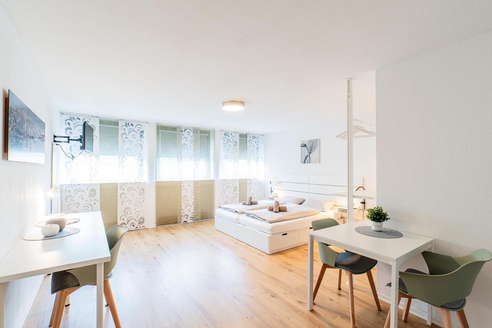 Modern Und Renoviert Apartment